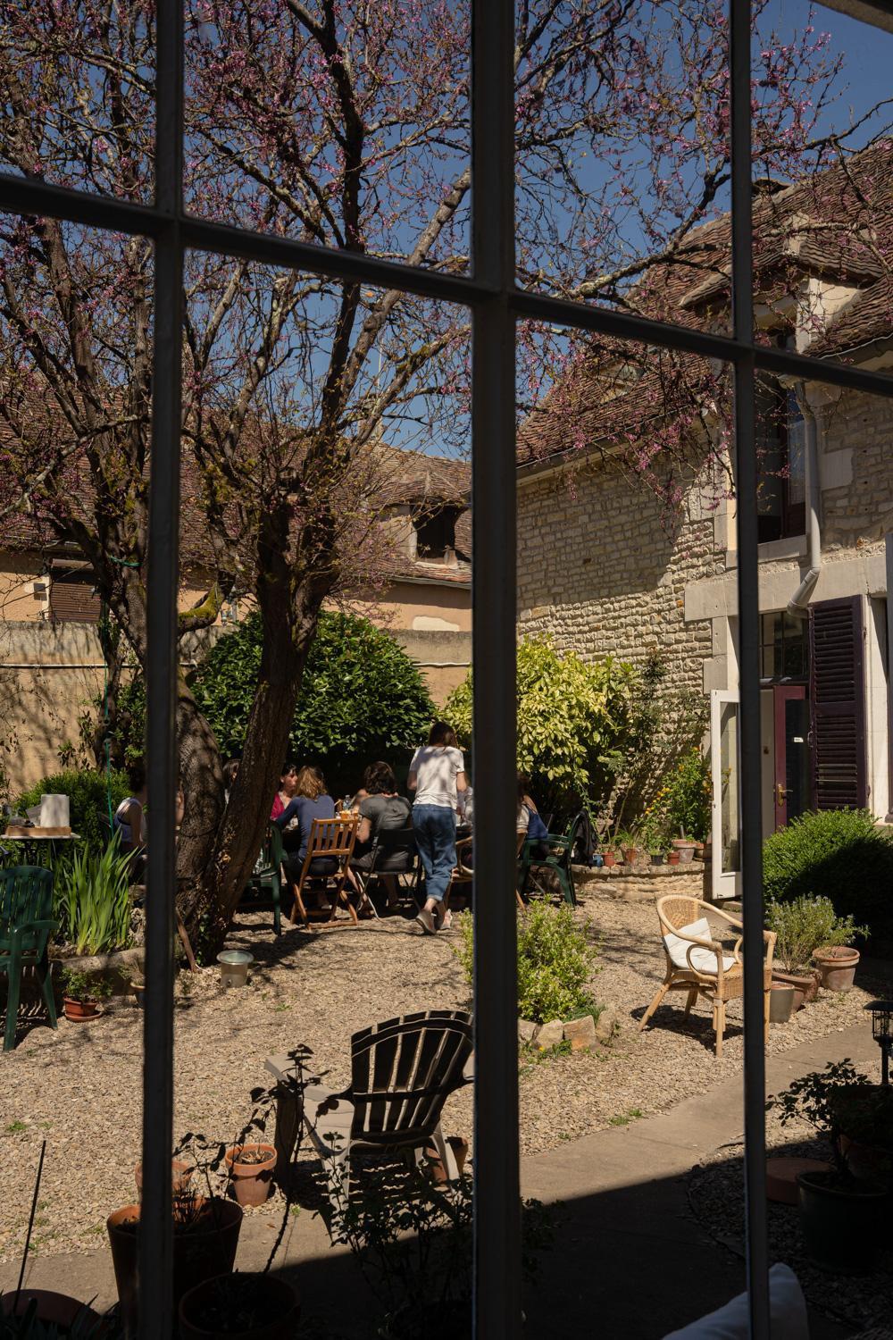 L'Escapade Place Voltaire Vermenton Luaran gambar